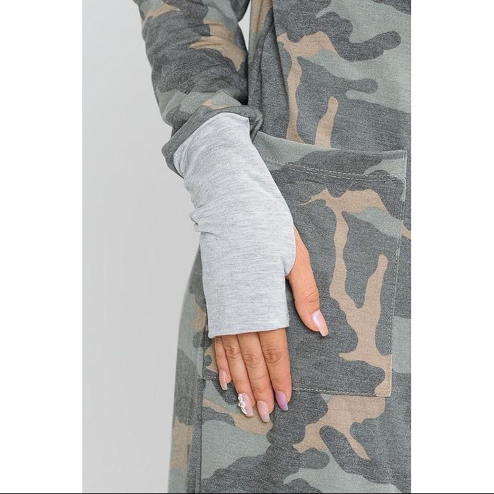 Long Sleeve Camo Cardi - Picture 4 of 6